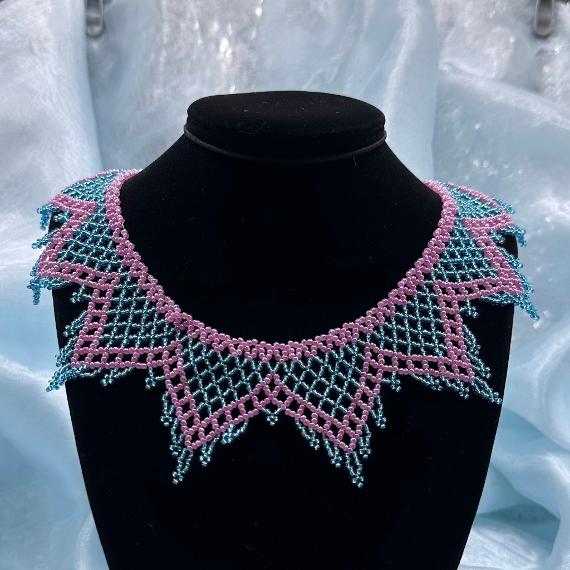 Seed bead netted necklace.
