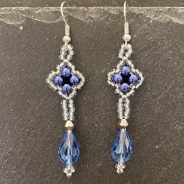 Tudor small drop earrings.